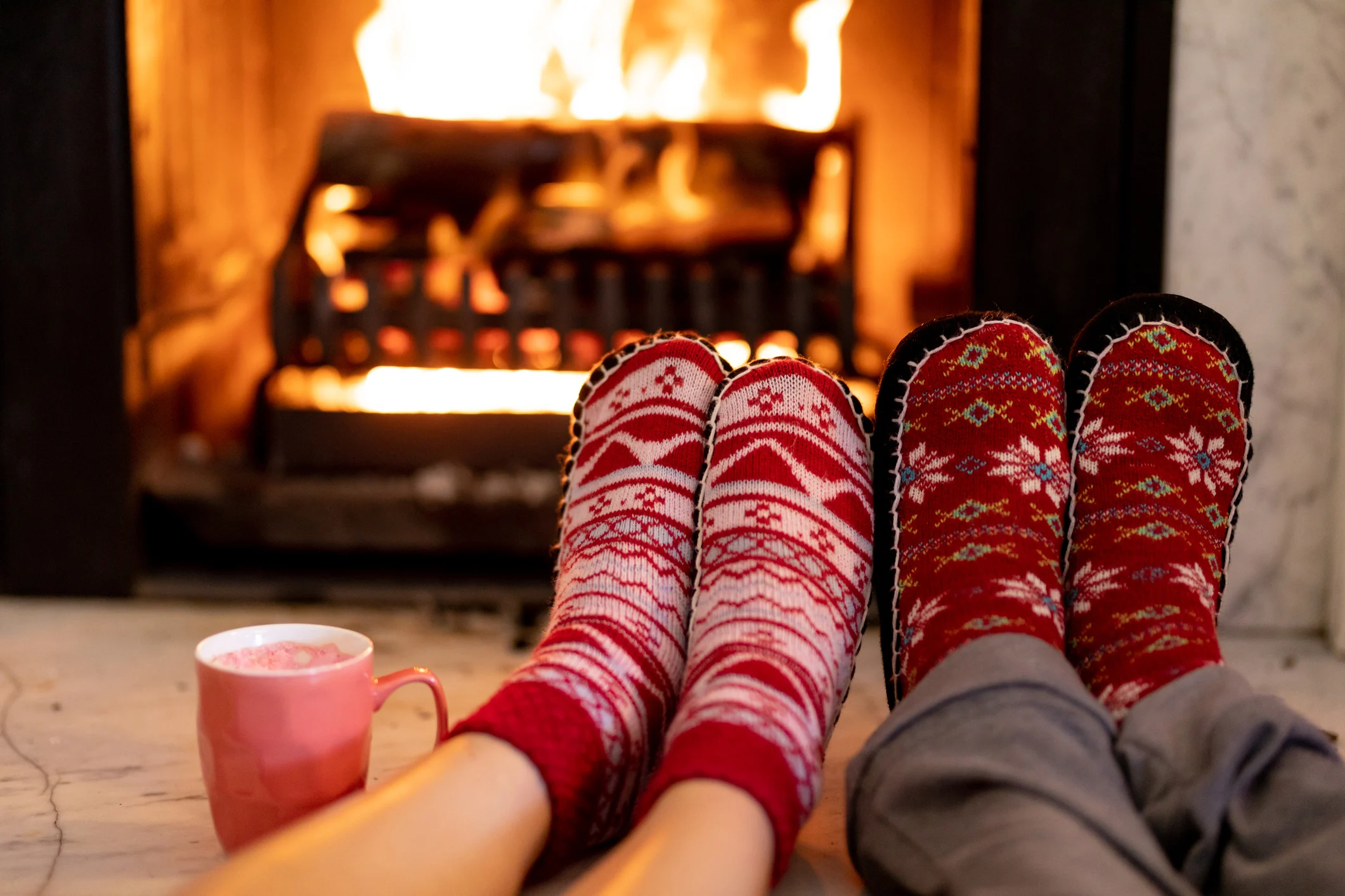 How to Stay Warm in Winter without Paying Hefty Bills? - How To Impress
